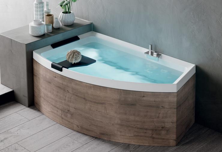La baignoire asymétrique, solution esthétique et gain de place
